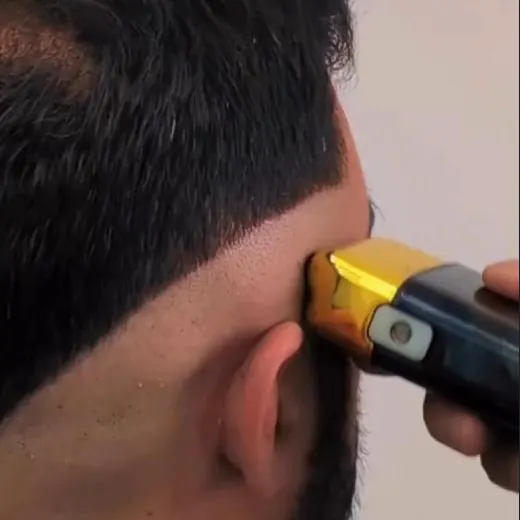 Perfilado del contorno con máquina dorada